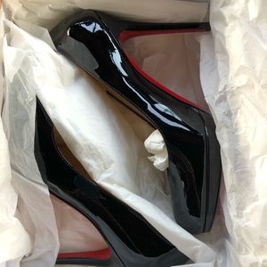 Christian Louboutin Simple Pump